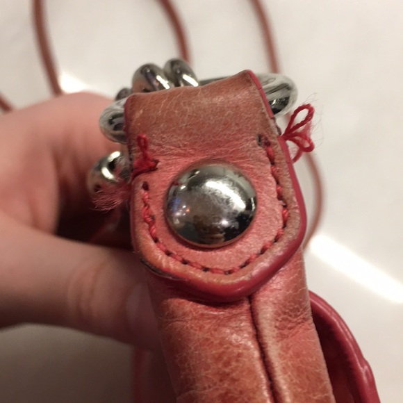 2000’s Era coral Coach purse - Picture 11 of 12